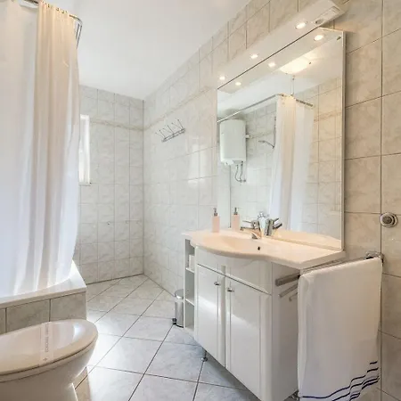 Bubi Apartment *
